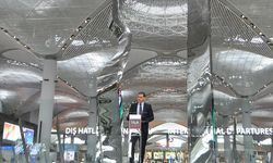 İstanbul Havalimanı’nda 37,7 metrelik heykelin açılışı yapıldı