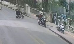 Dur ihtarına uymadı, kaldırımdan kaçtı