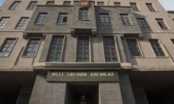 Ankara'da askeri helikopter kaza kırıma uğradı