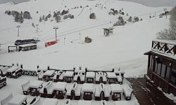 Bahar ortasında kış geri döndü: Kar 1 metre