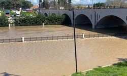 Kocabaş Çayı taştı; tarım arazileri sular altında kaldı