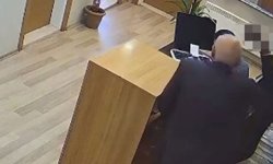 Belediyede kanlı saldırı: Sekretere satırla vurdu