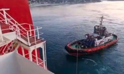 Yalıya çarpmasına saniyeler kala durdu: KAPPA gemisi yüzdürüldü