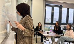 Üniversite amfisinde YKS provası