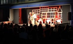 Tiyatro Treni 13 şehirde perde açacak