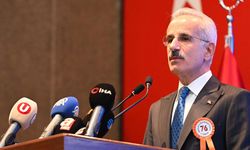 3 Türk gemisi Hürmüz Boğazı'ndan geçti