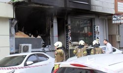 Sokaktan geçen tanker şoförü yangına müdahale etti