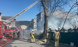 Ümraniye’de korkutan yangın: Hurdalık alan zarar gördü