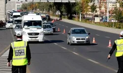 Bakan Çiftçi'den sürücülere uyarı: Kurallara uyalım