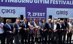 Zeytinburnu’nda giyim festivaline yoğun ilgi