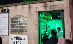 Vatandaşlar Yuşa Tepesi'ne akın etti