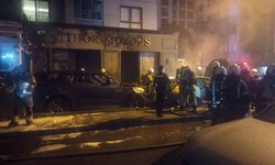 Kadıköy’de korku dolu gece: Yanan otomobil diğer araçlara sıçradı