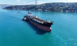 İstanbul Boğazı'nda gemi trafiği çift yönlü askıya alındı