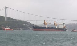 İstanbul Boğazı'nda gemi arızası; trafik çift yönlü askıya alındı