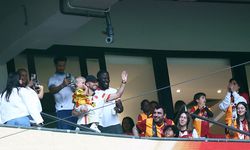 Mertens ve ailesi yeniden RAMS Park’ta