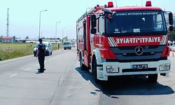 Silivri’de tehlikeli sızıntı: TIR’dan akan mazot yolu kayganlaştırdı