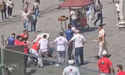Taksim Meydanı’nda kazmalı saldırı: Esnafla şüpheliler birbirine girdi