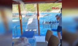 Marmaris'te tur teknesi battı