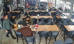 Başakşehir’de hesap ödemeden kaçtılar: O anlar kamerada