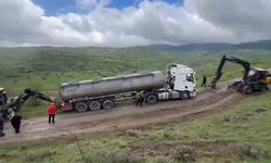 Trafikten kaçarken ormanda mahsur kaldılar