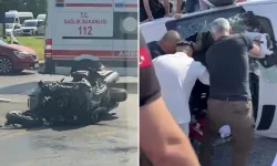 Ambulans ile motosiklet çarpıştı: 4 yaralı