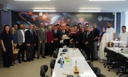 Yenibosna Anadolu İmam Hatip Lisesi'nde Fizik Laboratuvarı açıldı