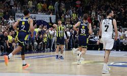 Fenerbahçe, Beşiktaş karşısında seriyi 1-1'e getirdi