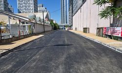Esenyurt Belediye Başkan Vekili Can Aksoy, asfalt çalışmalarını inceledi