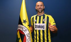 Fenerbahçe, Vedat Muriqi sözleşme imzaladı