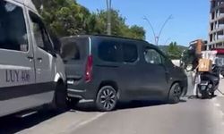 Motokuryeyle kavga ederken aracını geri viteste unutan sürücü kaza yaptı
