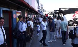 Okullar kapandı, otogarlarda tatil yoğunluğu başladı