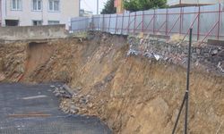 Sancaktepe'de toprak kayması