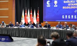 AK Parti İstanbul İl Başkanlığı'nda 'Sağlıklı Türkiye Yüzyılı' toplantısı yapıldı