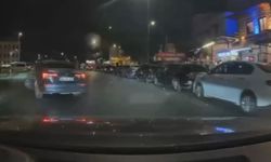 Fatih'te yol kesen sürücü kamerayı görünce ters yönden kaçtı; 252 bin lira ceza