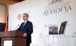 Ayasofya’nın kubbeleri yeniden tekbirlerle ve Kur’an tilavetleriyle yankılandı