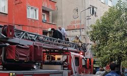 Kağıthane’de panik dolu sabah: Yangında mahsur kalanlar kurtarıldı