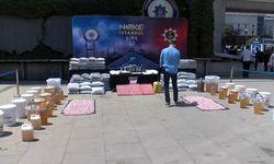İstanbul'da tarihi Operasyon: Tonlarca yasaklı madde ele geçirildi