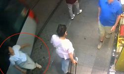 Tramvayın çarptığı kadın yaralandı: Esnaftan hız tepkisi