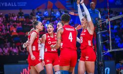 Milletler Ligi şampiyonu A Milli Kadın Voleybol Takımı, Türkiye'ye döndü