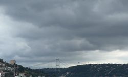 İstanbul gökyüzünü kara bulutlar kapladı