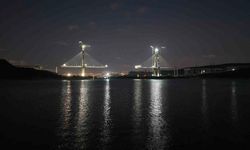 Kanal İstanbul’un ilk köprüsü geceyi aydınlatıyor