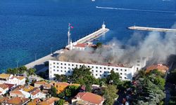 Heybeliada Deniz Harp Okulu'ndaki yangına müdahale sürüyor