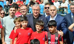 Fatih’te 8 bin 500 çocuk Yaz Spor Okulları’nda sporla buluştu