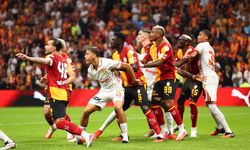 Galatasaray, Süper Lig'de puanını 7'ye yükseltti