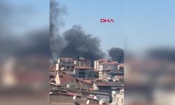 Gaziosmanpaşa'da 4 katlı binadan yükselen alevler yandaki apartmana sıçradı