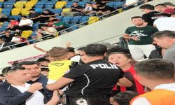 Fenerbahçe maçında çocuğun formasının çıkarılmasına ilişkin soruşturmada 1 gözaltı