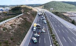 Kuzey Marmara Otoyolu'nda kamyon ile hafif ticari araç çarpıştı