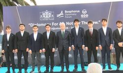 Vali Gül, Bosphorus Diplomasi Forumu'nun gala yemeğine katıldı