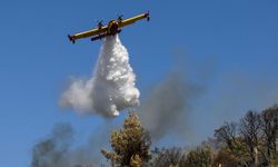 İki yangın söndürme helikopteri çarpıştı