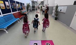 Çocukların sırt sağlığı tehlikede! Uzmanından okul çantası uyarısı